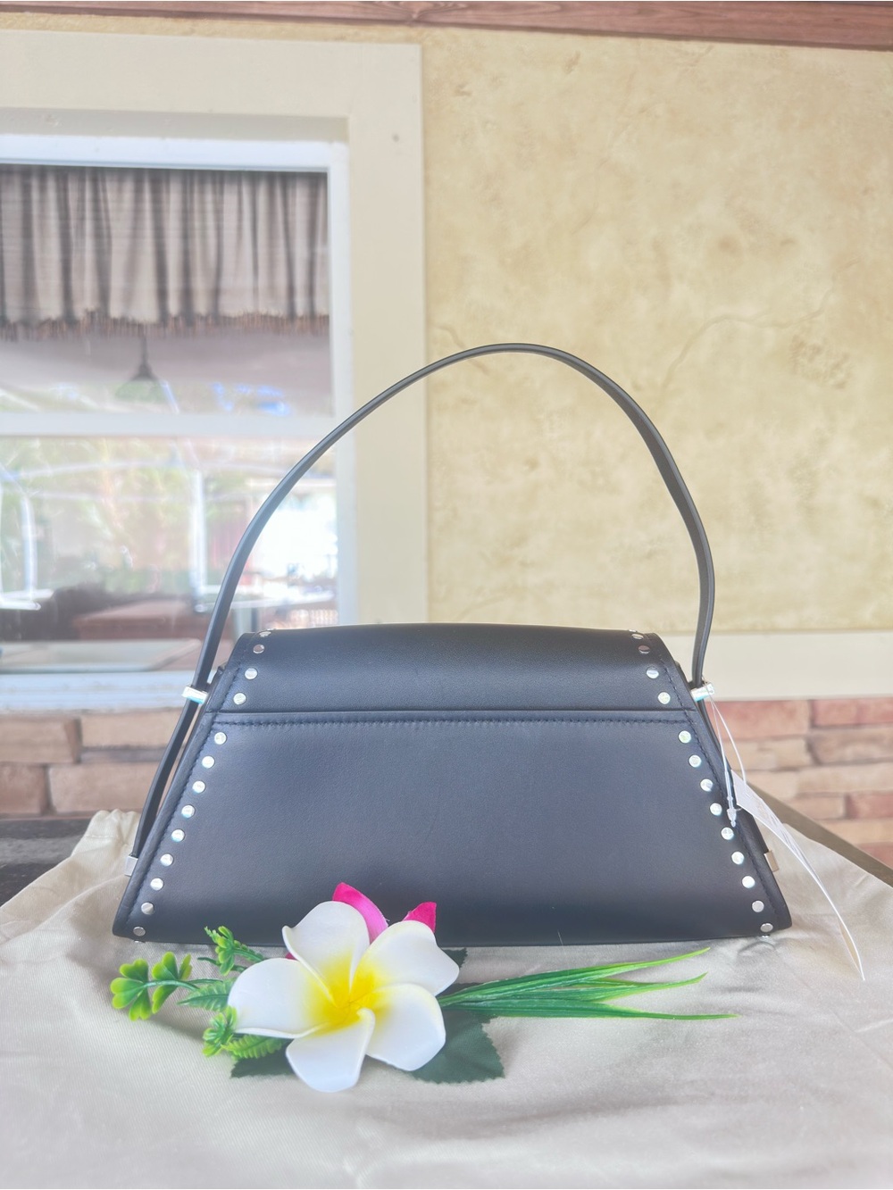 MICHAEL KORS ~ Black Ludlow Bag Silver Rivet Accents Magnetic Closure Boss Babe - Picture 5 of 17